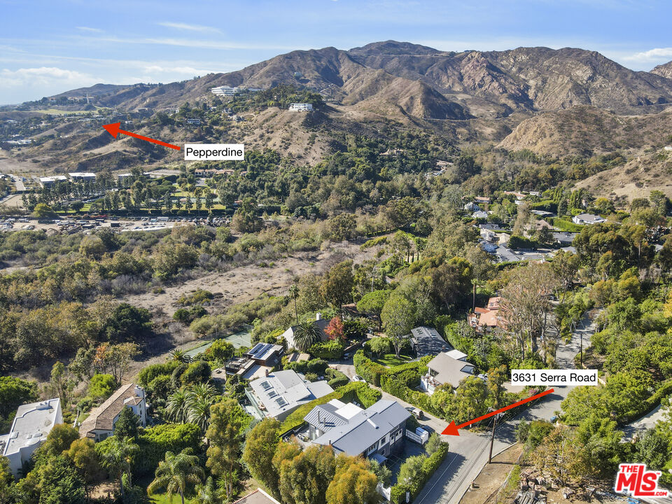 3631 Serra Road Malibu, CA 90265 - Photo 5 of 74