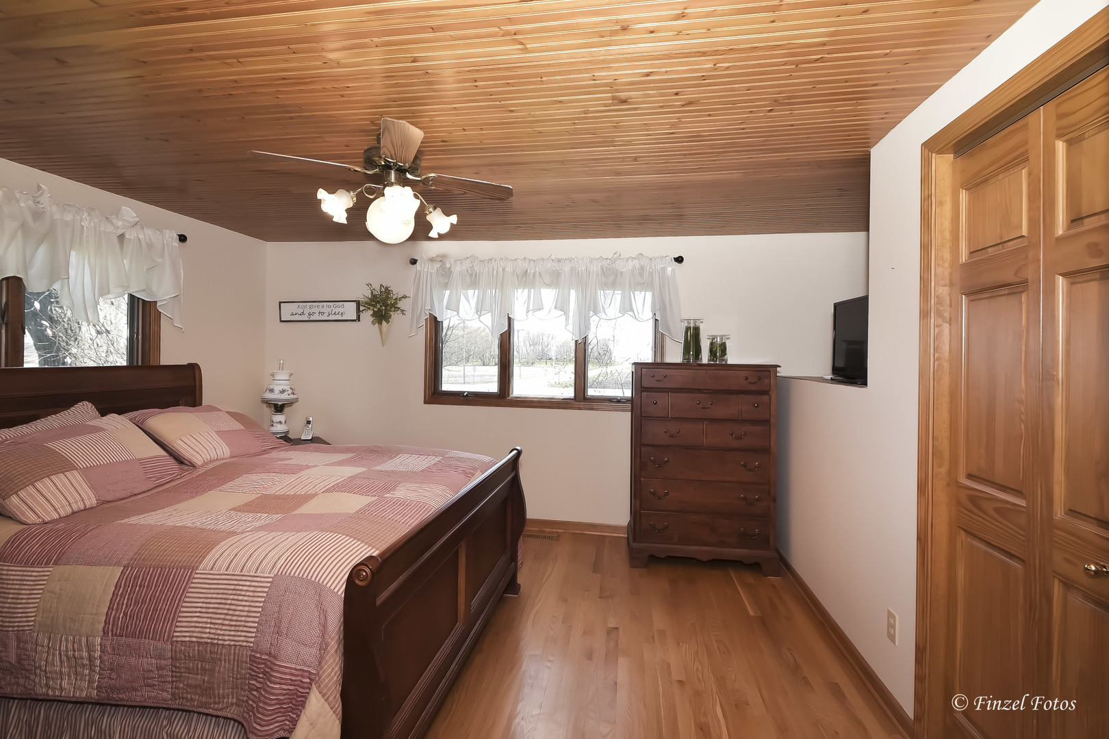27645 Lukens Road Sycamore, IL 60178 - Photo 12 of 18