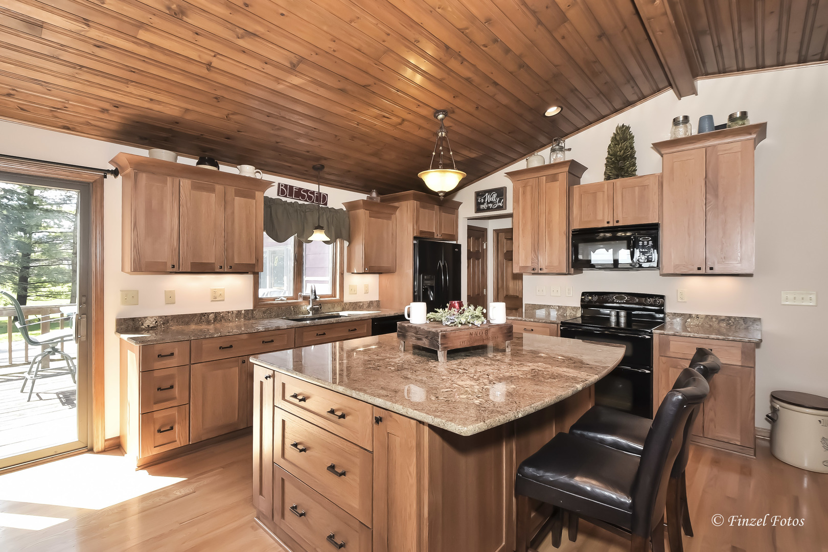 27645 Lukens Road Sycamore, IL 60178 - Photo 4 of 18