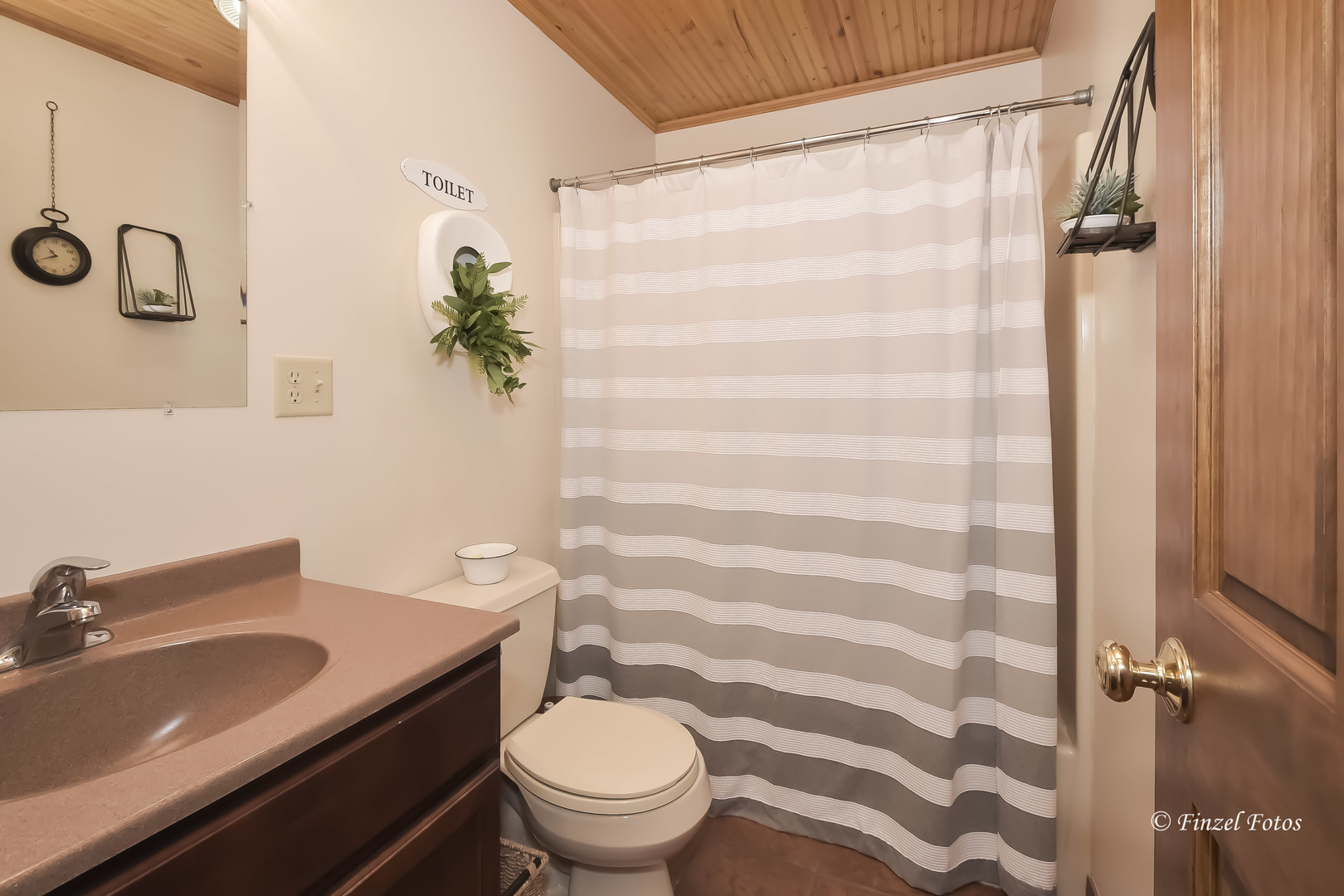 27645 Lukens Road Sycamore, IL 60178 - Photo 7 of 18