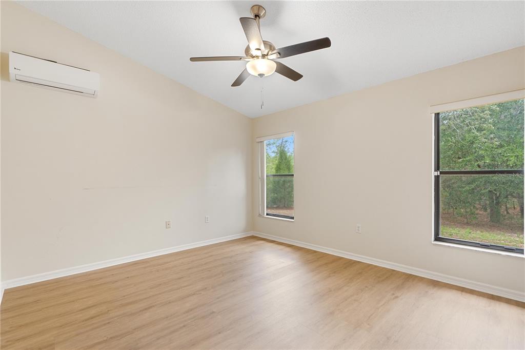 7121 Bastian Court Weeki Wachee, FL 34613 - Photo 12 of 45