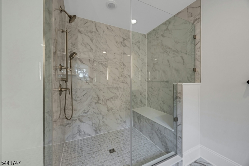 63 Samuel Way Chatham, NJ 07928 - Photo 18 of 48