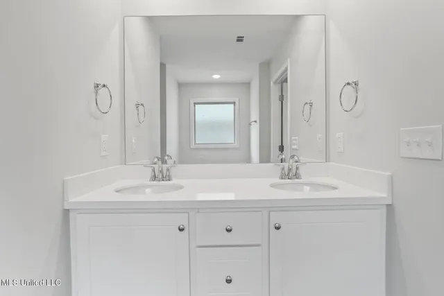 $284,999 | 703 Tower Rdg Cove, Pearl, MS 39208