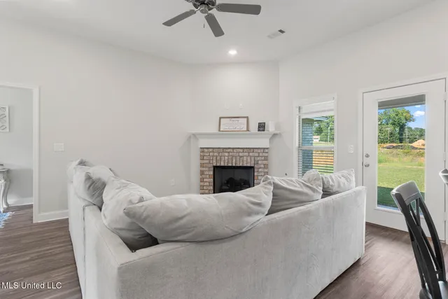 $284,999 | 703 Tower Rdg Cove, Pearl, MS 39208