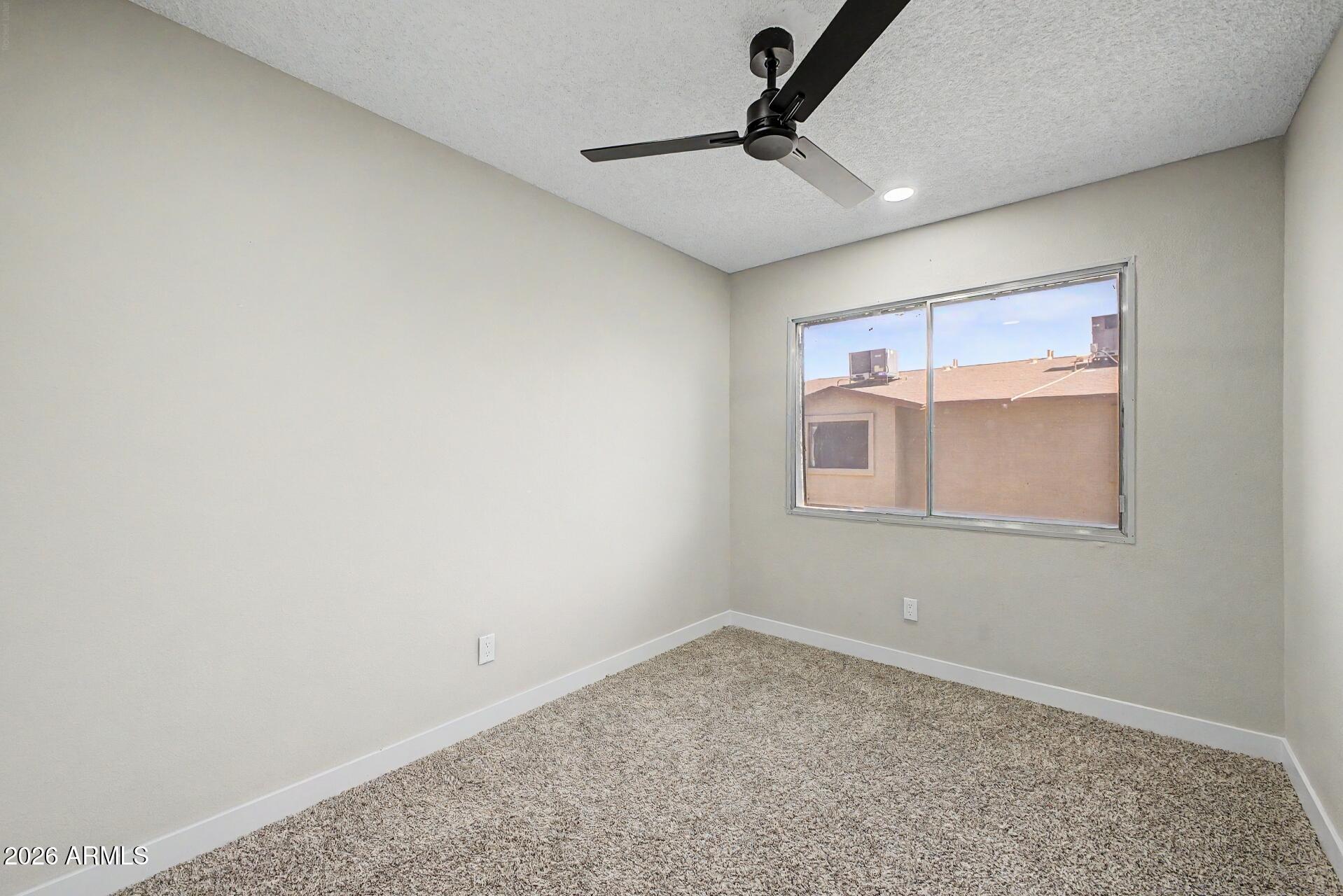 4107 West Wonderview Road Phoenix, AZ 85019 - Photo 15 of 37