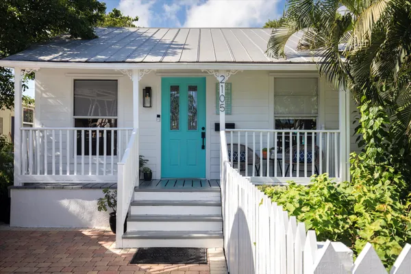 $1,295,000 | 2105 Fogarty Avenue, Key West, FL 33040