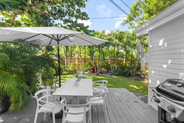 $1,295,000 | 2105 Fogarty Avenue, Key West, FL 33040