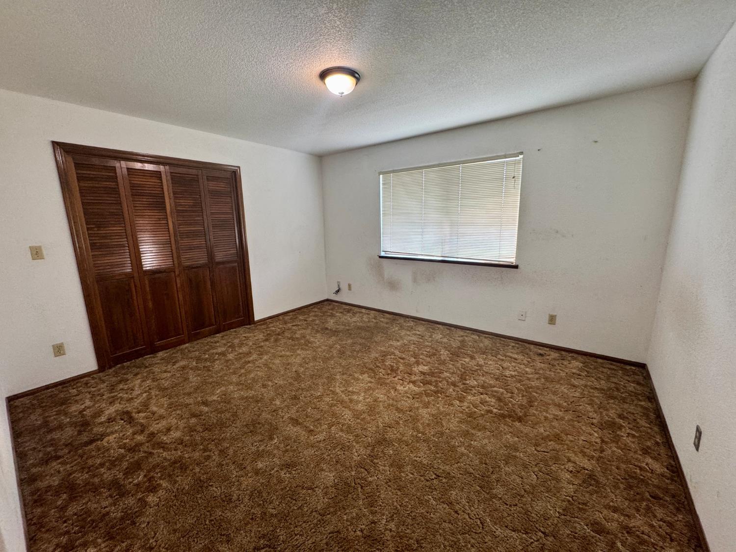 17617 West Belmont Avenue Kerman, CA 93630 - Photo 17 of 25 a view of an empty room