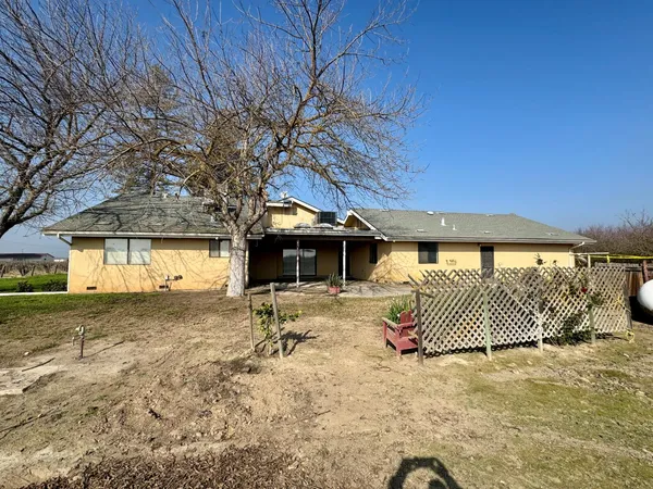 $625,000 | 17617 West Belmont Avenue, Kerman, CA 93630