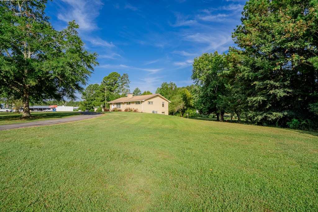 1275 Dawnville Road Northeast Dalton, GA 30721 - Photo 11 of 71 Gallery Image 11