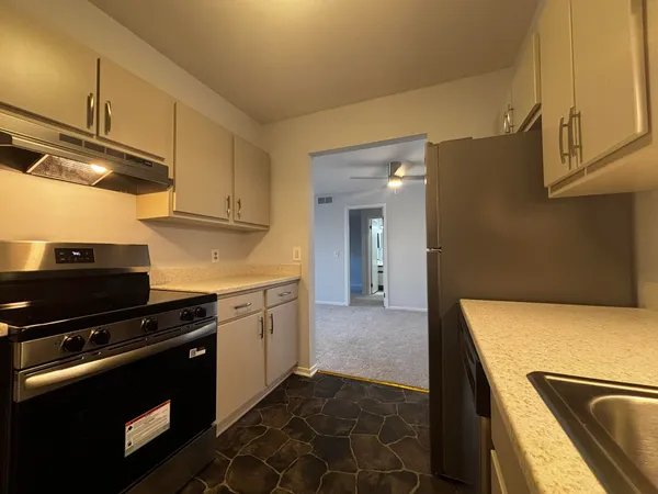 $189,900 | 753 Clubhouse Drive, Ypsilanti, MI 48197