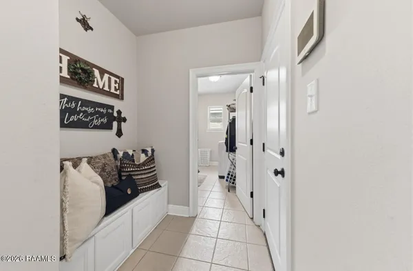 $332,000 | 310 Cascade Water Lane, Broussard, LA 70518