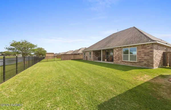 $332,000 | 310 Cascade Water Lane, Broussard, LA 70518