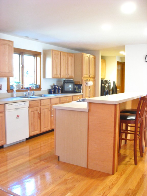 260 Hadley Road Sunderland, MA 01375 - Photo 12 of 30 Gallery Image 12