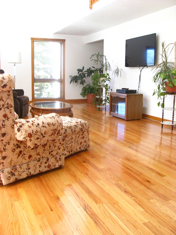 260 Hadley Road Sunderland, MA 01375 - Photo 8 of 30 Gallery Image 8