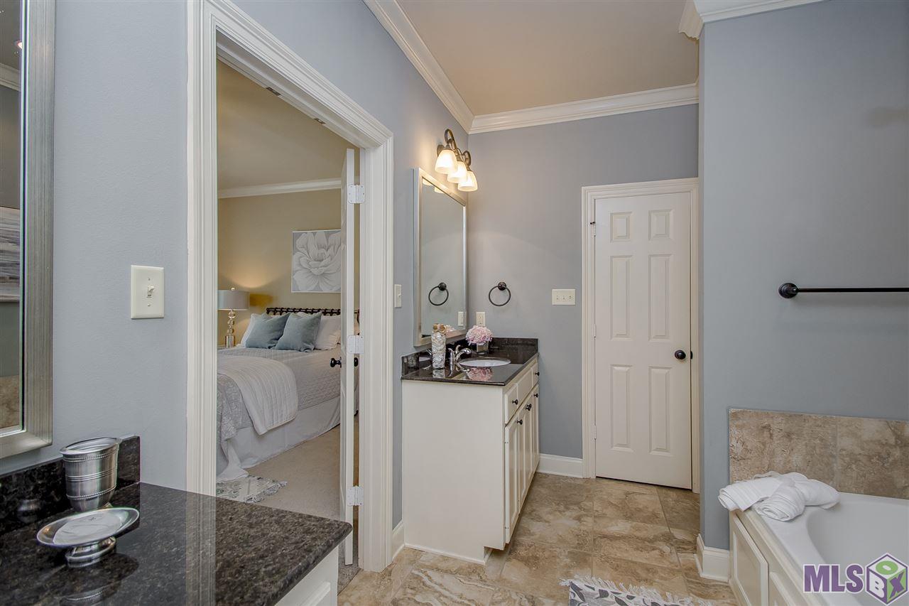 8007 Seville Court Baton Rouge, LA 70820 - Photo 17 of 24 Gallery Image 17