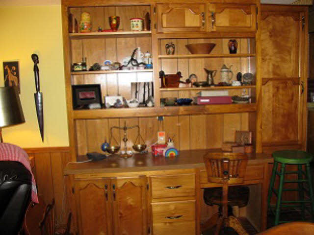 112 Ronforth Street Fairhope, AL 36532 - Photo 15 of 33 Built in Desk in BR
