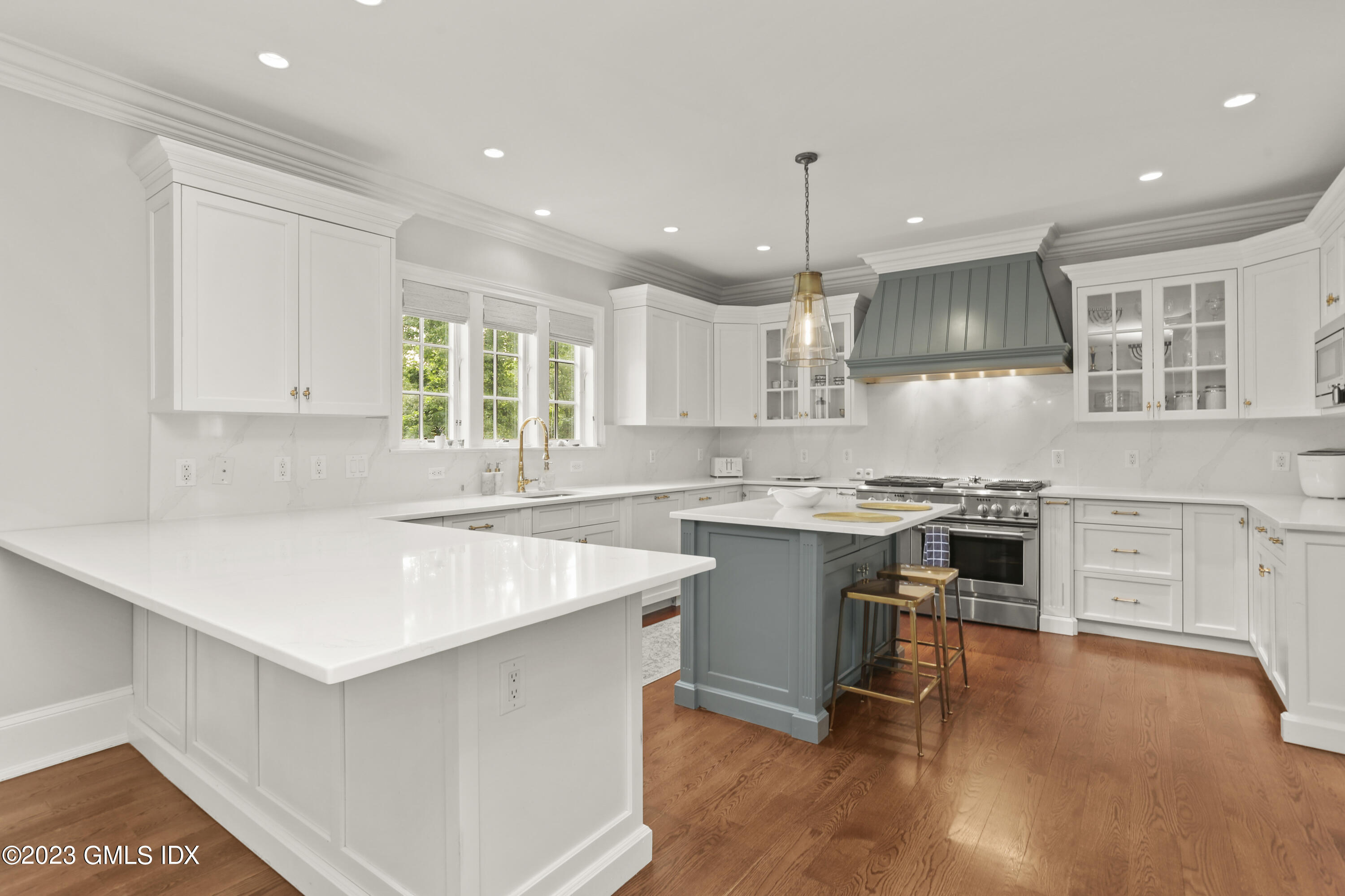 7 Chestnut Street Cos Cob, CT 06807 - Photo 12 of 37 7 Chestnut St Cos Cob CT 06807-print-025