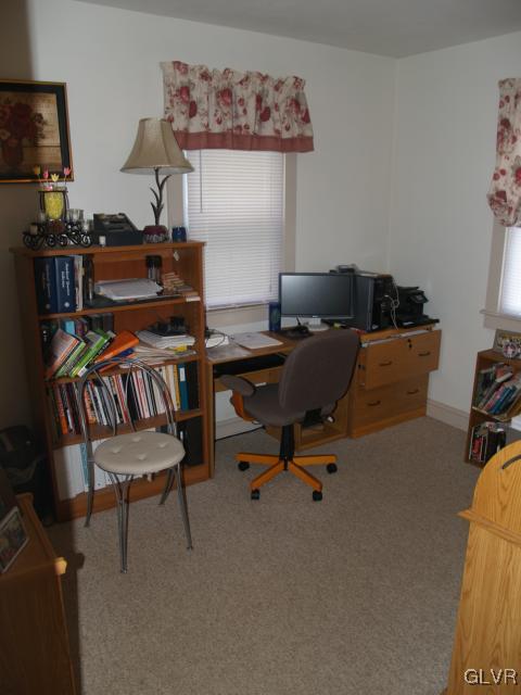 4145 West Hopewell Road Center Valley, PA 18034 - Photo 8 of 12 Gallery Image 8