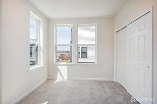 $3,500 | 628 Sadie Circle, New Brunswick, NJ 08901