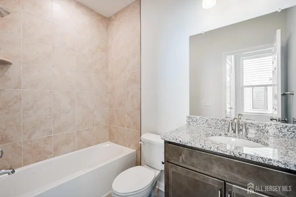 $3,500 | 628 Sadie Circle, New Brunswick, NJ 08901