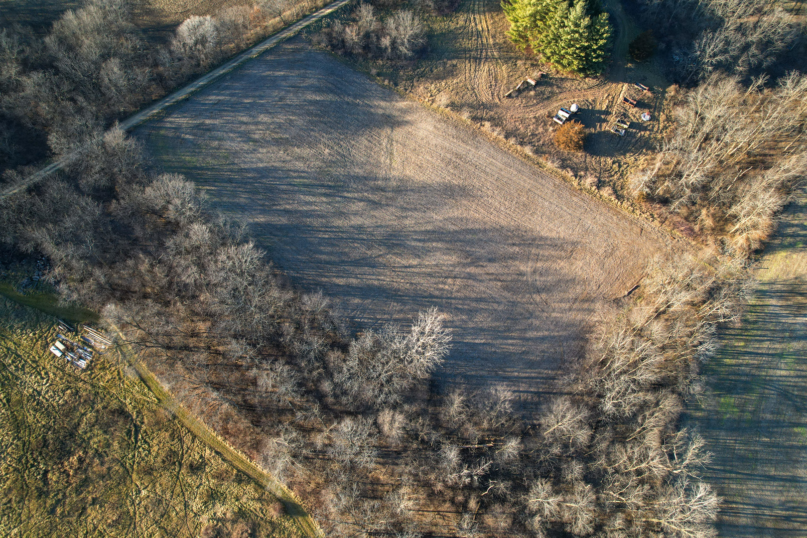 -30 Ac) Moody Road Rockton, IL 61072 - Photo 15 of 40 a view of a wooden wall with large trees