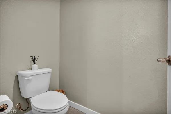 $2,700 | 11898 Vector Ray Avenue, Las Vegas, NV 89138