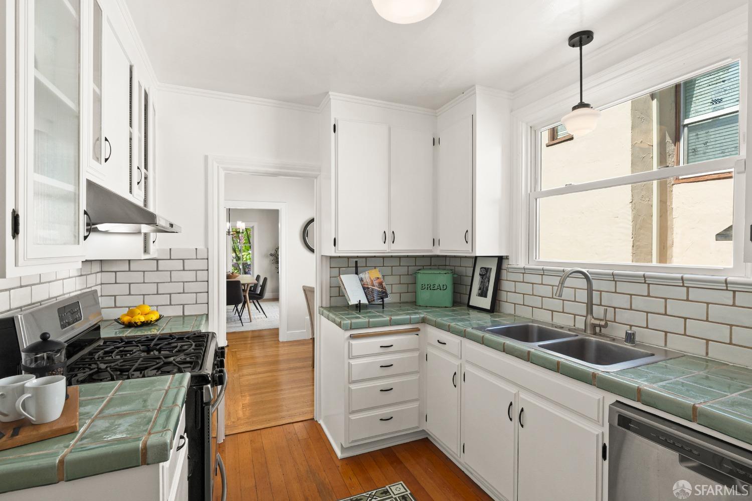 1335 Bates Road Oakland, CA 94610 - Photo 17 of 43 Gallery Image 17