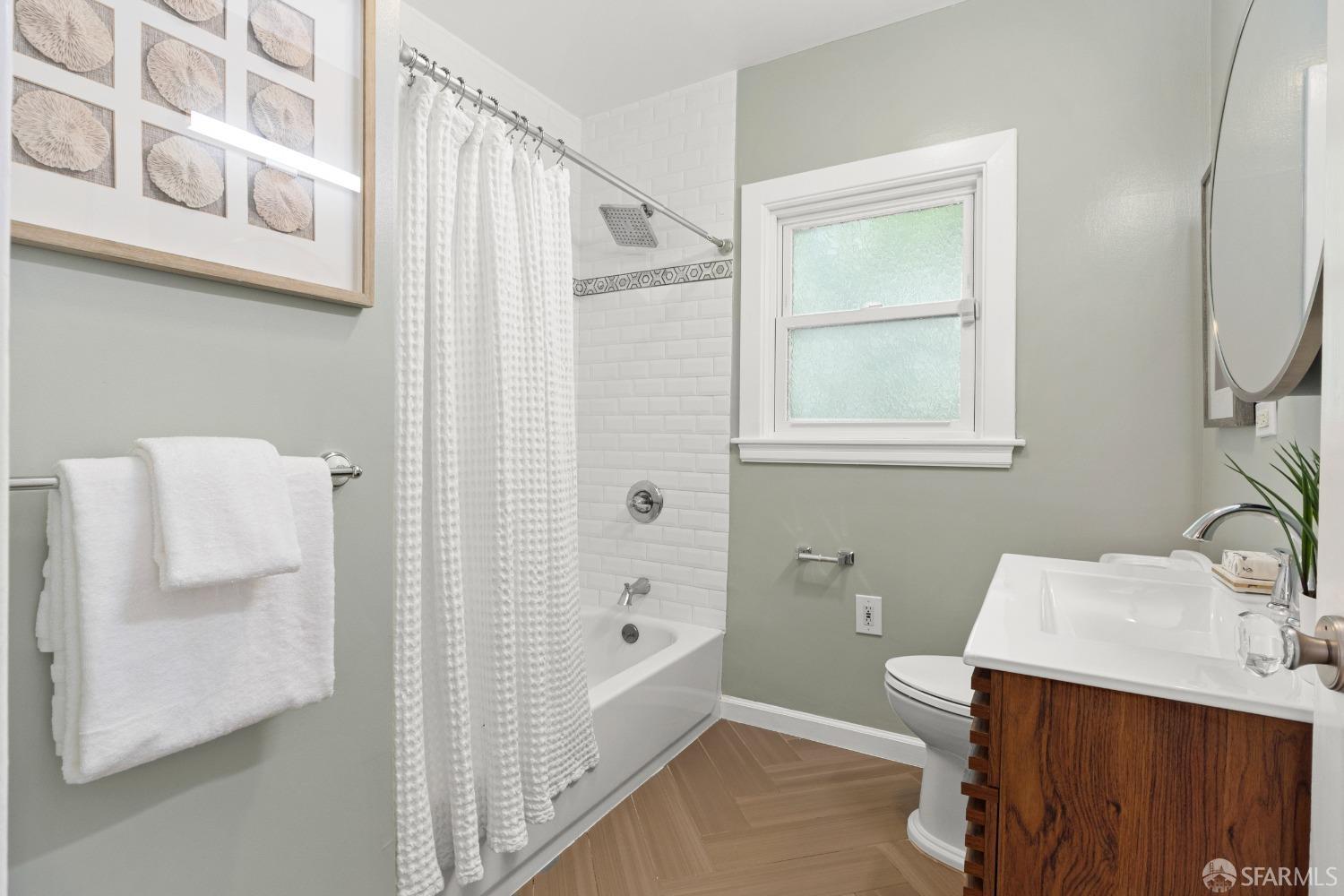 1335 Bates Road Oakland, CA 94610 - Photo 24 of 43 Gallery Image 24