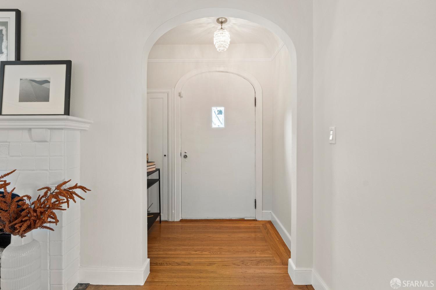 1335 Bates Road Oakland, CA 94610 - Photo 4 of 43 Gallery Image 4