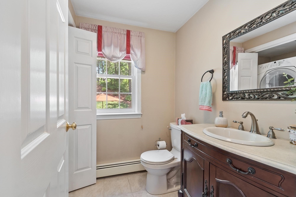 46 Jewett Street Georgetown, MA 01833 - Photo 8 of 42