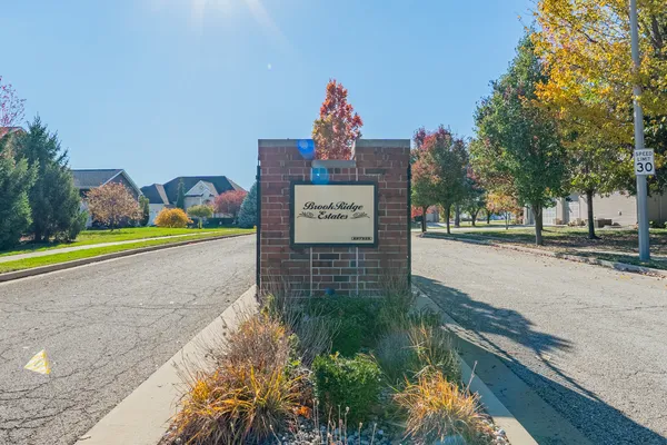 $78,500 | 29 Brookstone Circle, Bloomington, IL 61704