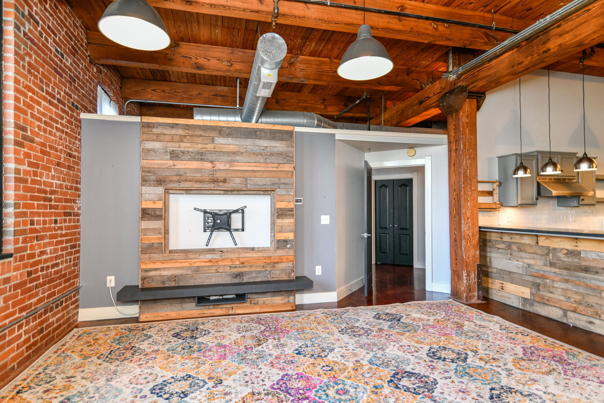 55 South Harding Street, Unit 103 Indianapolis, IN 46222 - Photo 7 of 29