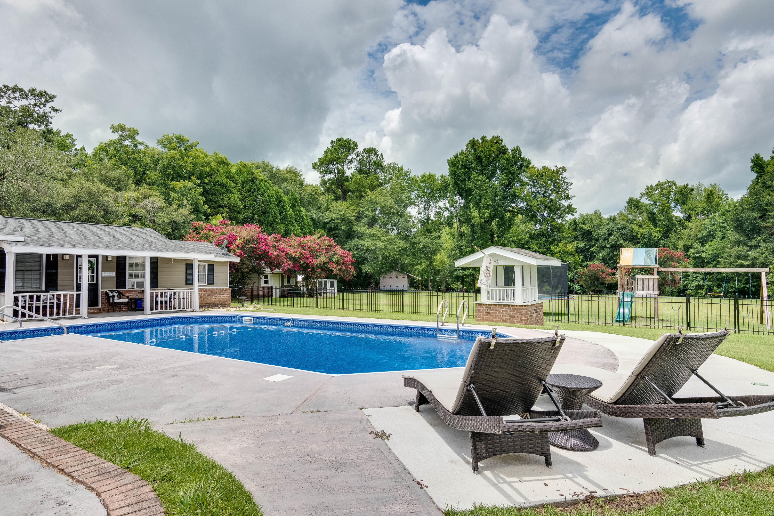 192 Columns Road Summerville, SC 29483 - Photo 13 of 53 columnsrd-43