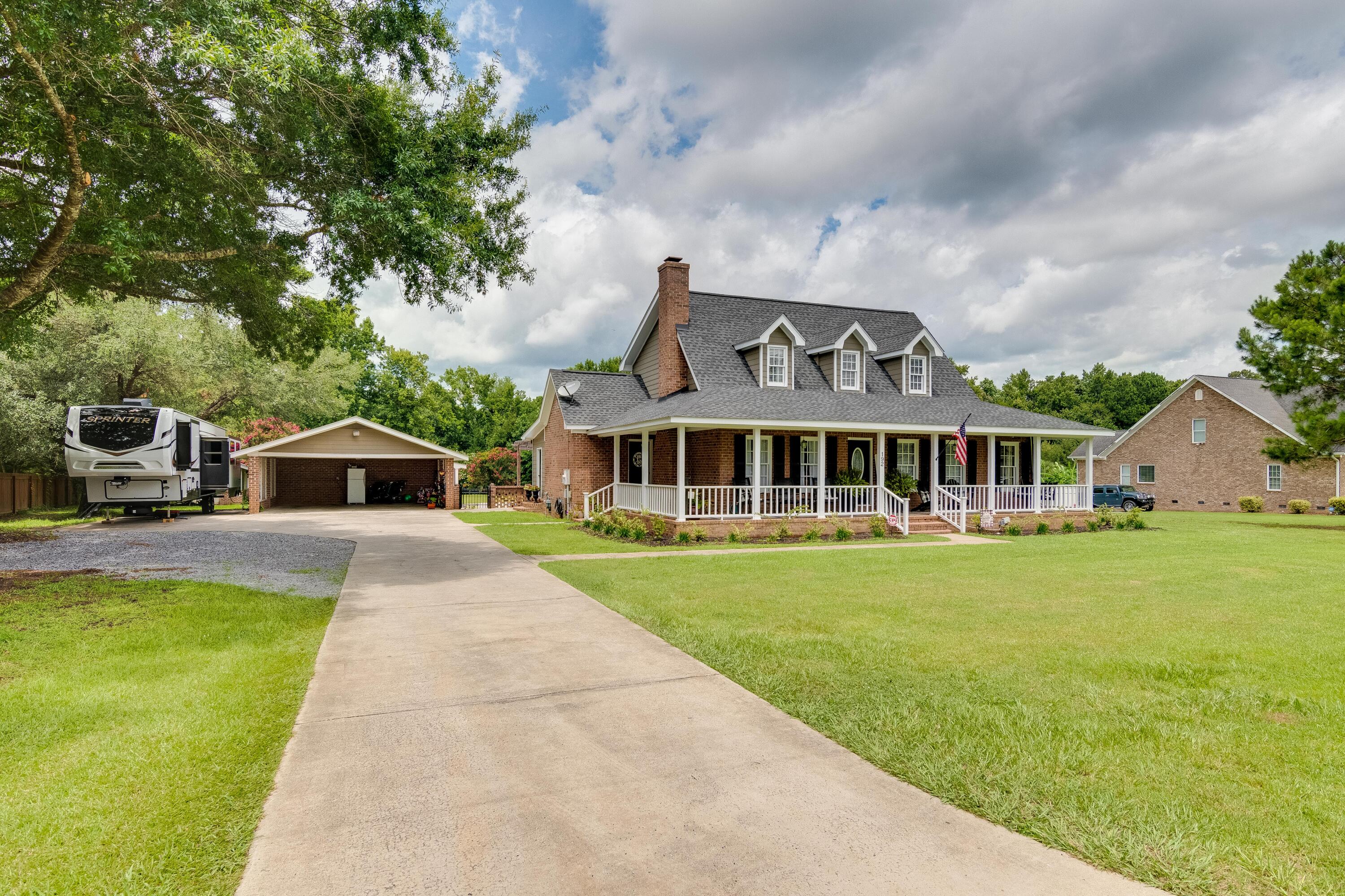 192 Columns Road Summerville, SC 29483 - Photo 4 of 53 columnsrd-46