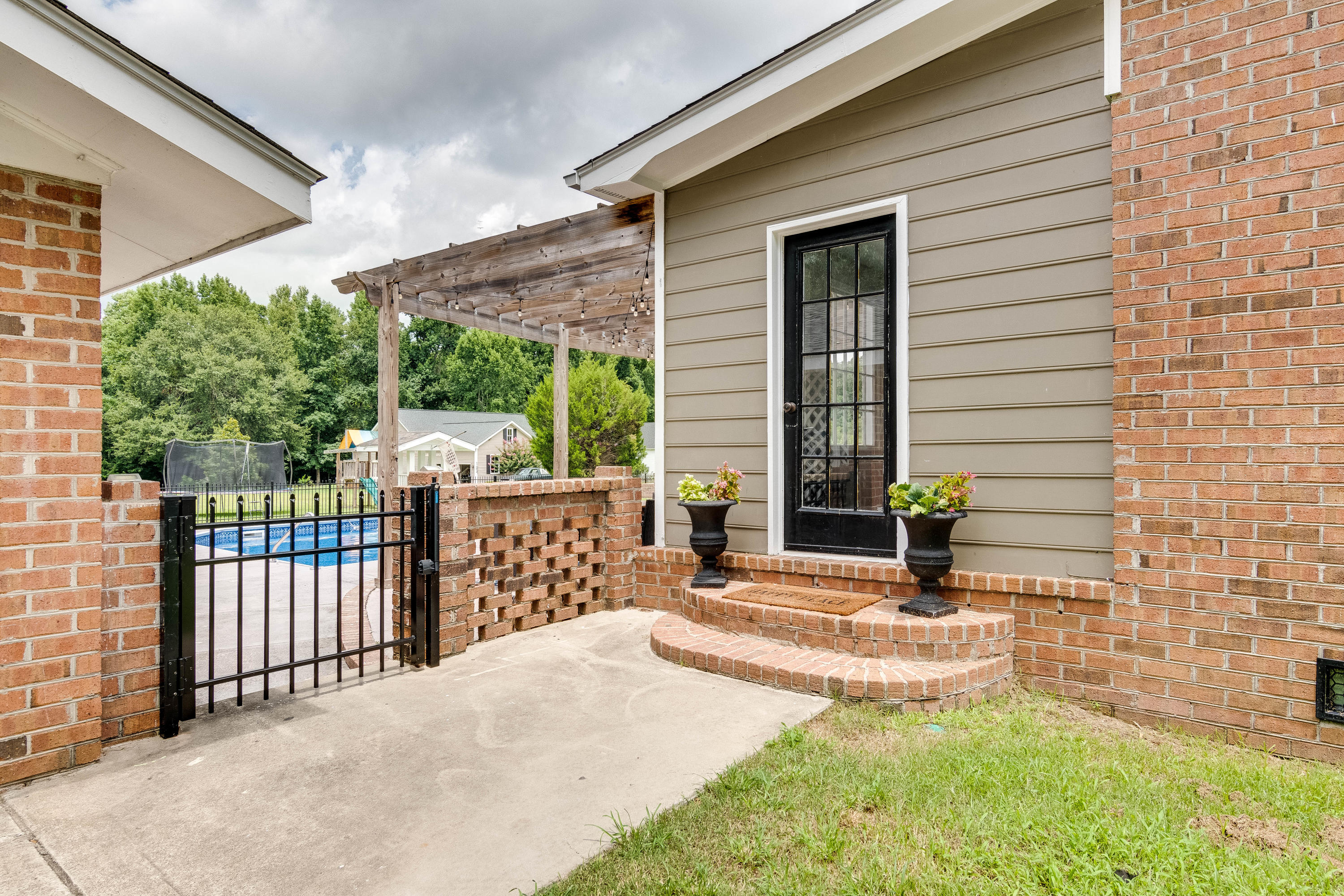 192 Columns Road Summerville, SC 29483 - Photo 8 of 53 columnsrd-44