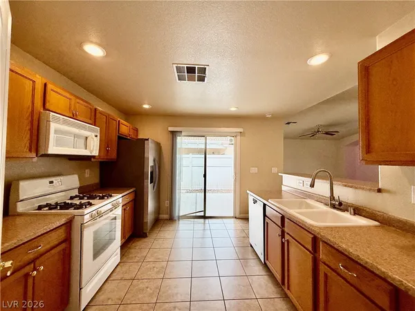 $1,850 | 8618 Lakota Street, Las Vegas, NV 89123