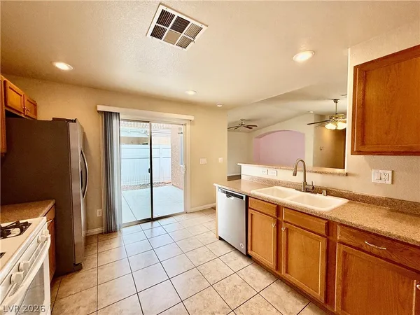 $1,850 | 8618 Lakota Street, Las Vegas, NV 89123