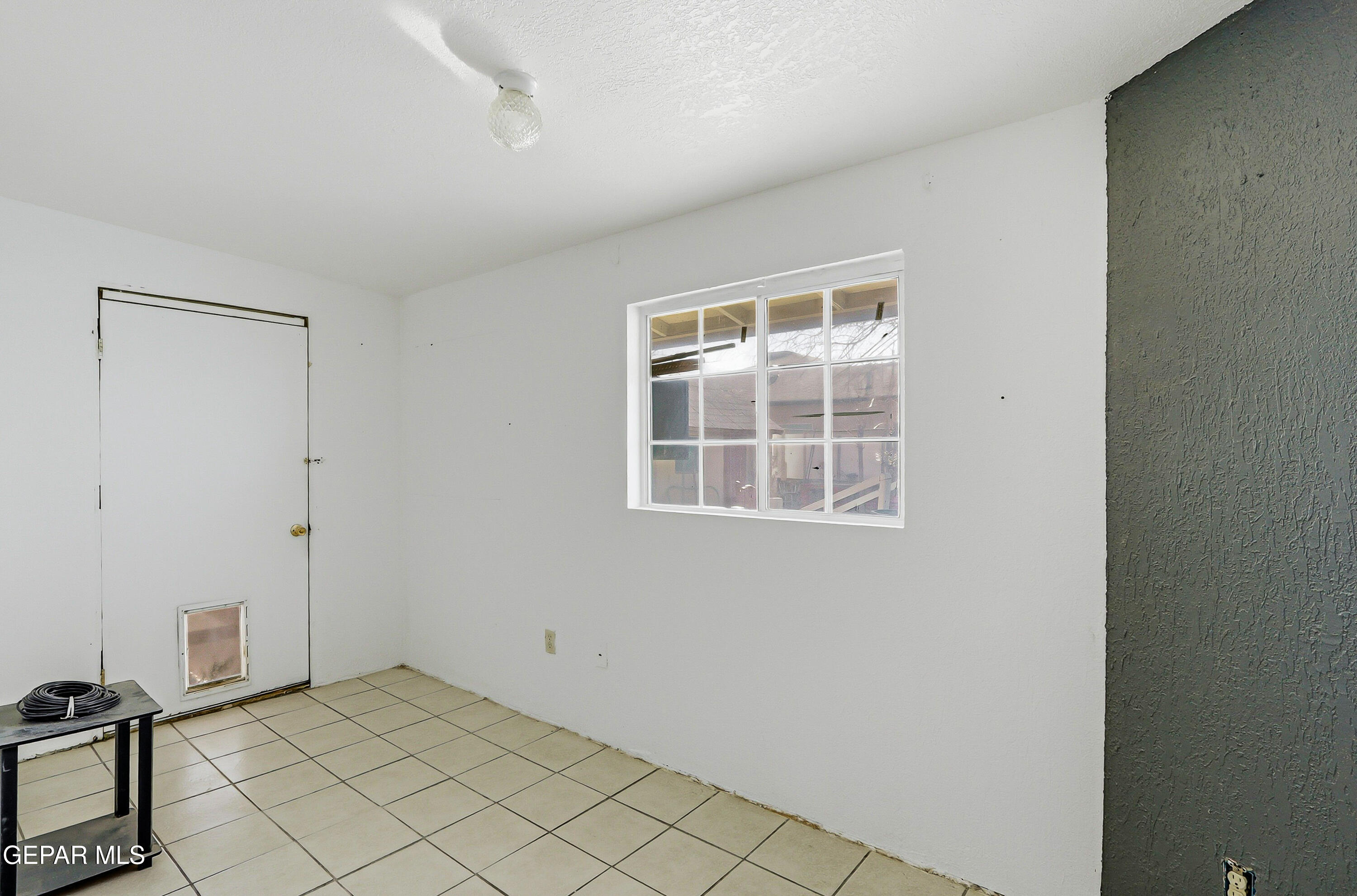 907 Tamarisk Street Anthony, TX 79821 - Photo 15 of 19 907 Tamarisk-16