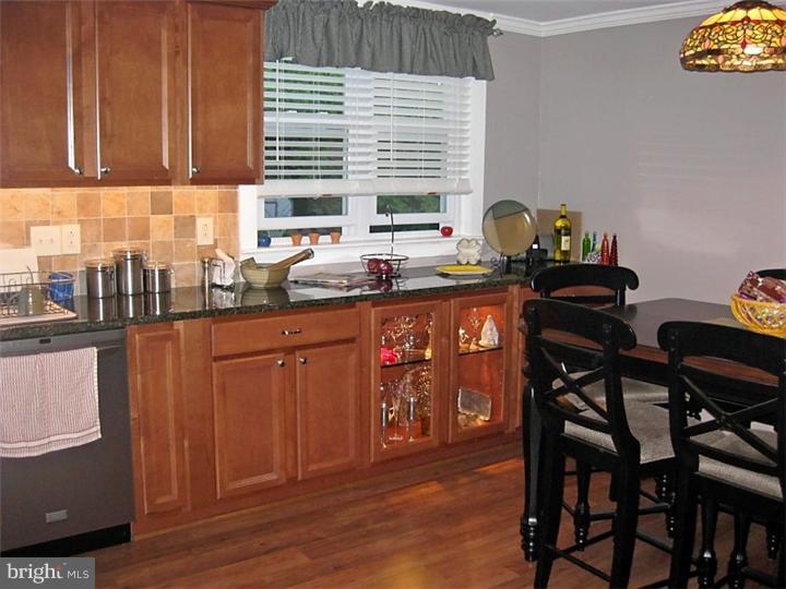 3421 Decatur Street Philadelphia, PA 19136 - Photo 8 of 18 Kitchen