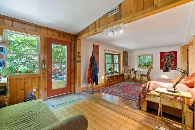 $725,000 | 4 Wiley Street, Portland, ME 04108