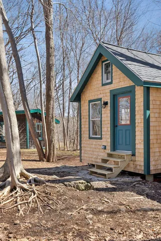 $725,000 | 4 Wiley Street, Portland, ME 04108