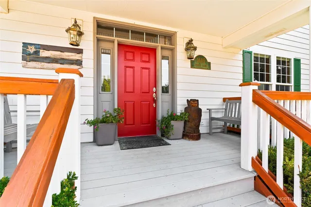 a view of an outdoor space