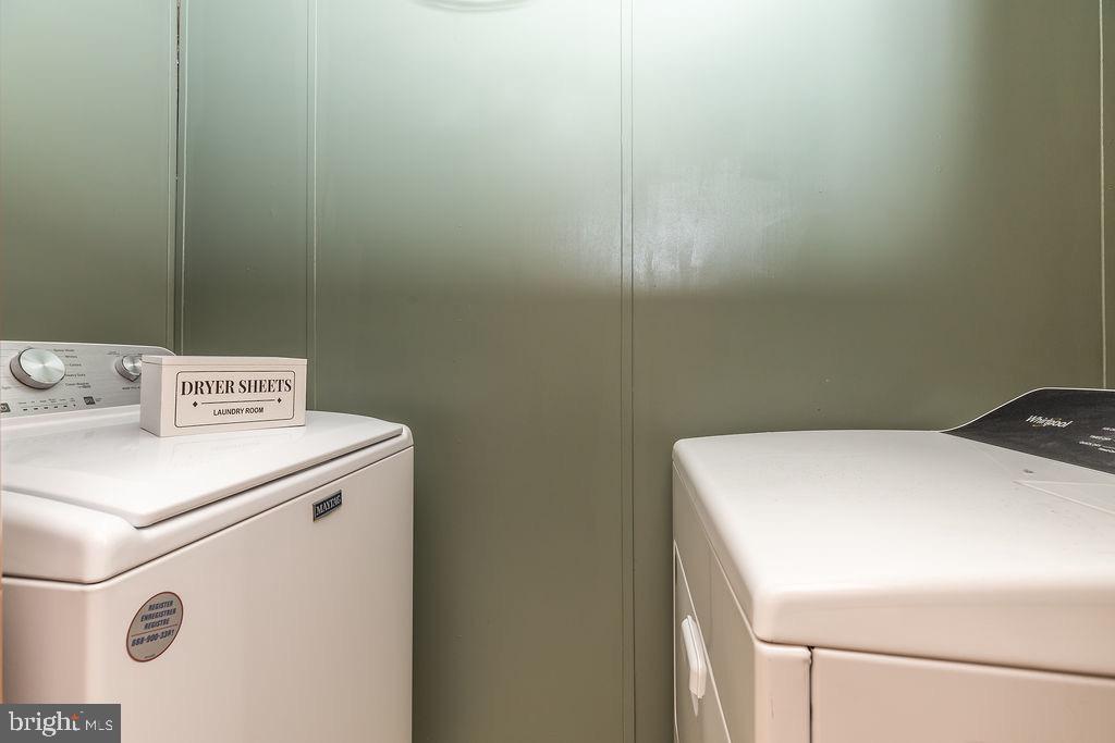 2735 Calvary Road Crisfield, MD 21817 - Photo 18 of 34 Laundry room