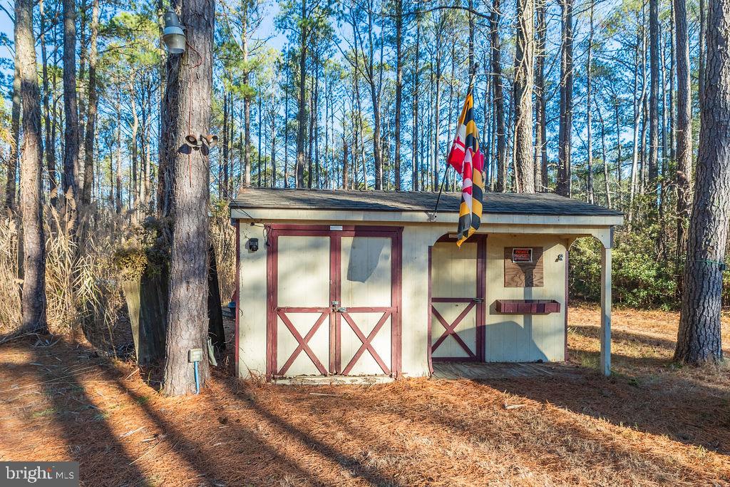 2735 Calvary Road Crisfield, MD 21817 - Photo 27 of 34 Shed