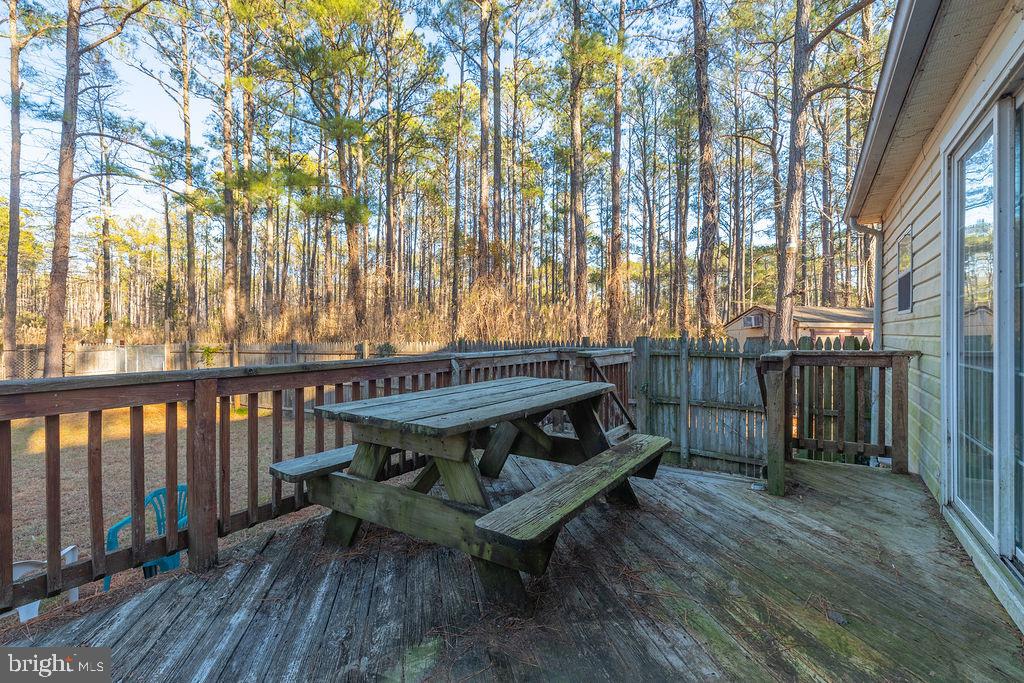 2735 Calvary Road Crisfield, MD 21817 - Photo 30 of 34 Back deck