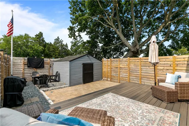 $649,999 | 230 Cedar Avenue, Portsmouth, RI 02871