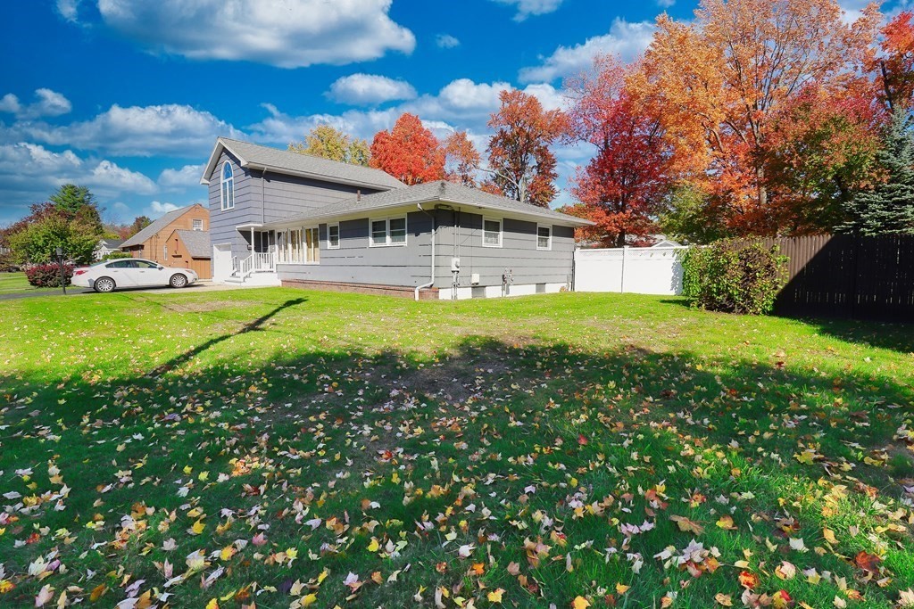 8 Rambler Road Methuen, MA 01844 - Photo 3 of 30 Gallery Image 3