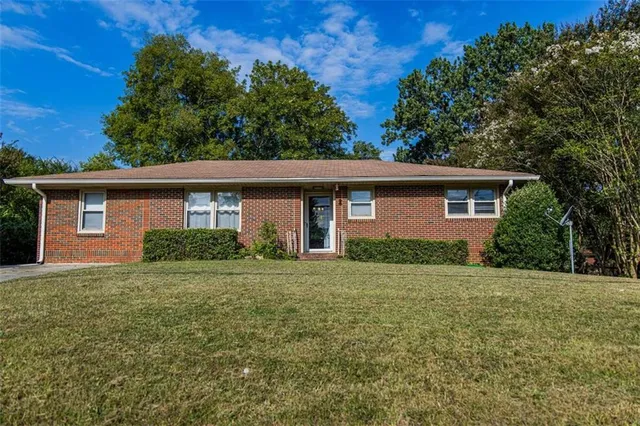 $218,900 | 200 Coosawattee Avenue Southwest, Rome, GA 30165