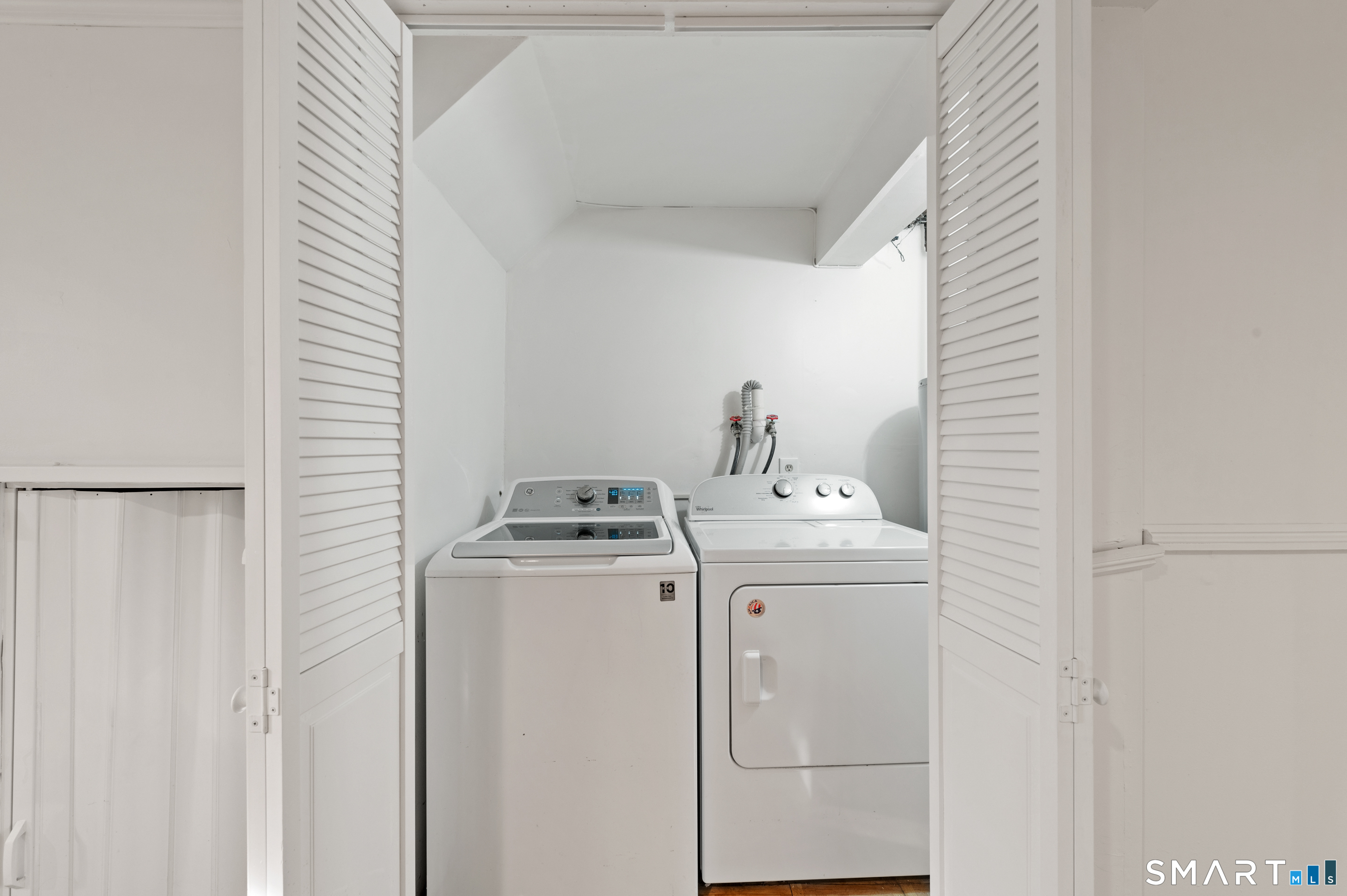 54 Lindstrom Road, Unit 54 Stamford, CT 06902 - Photo 25 of 28